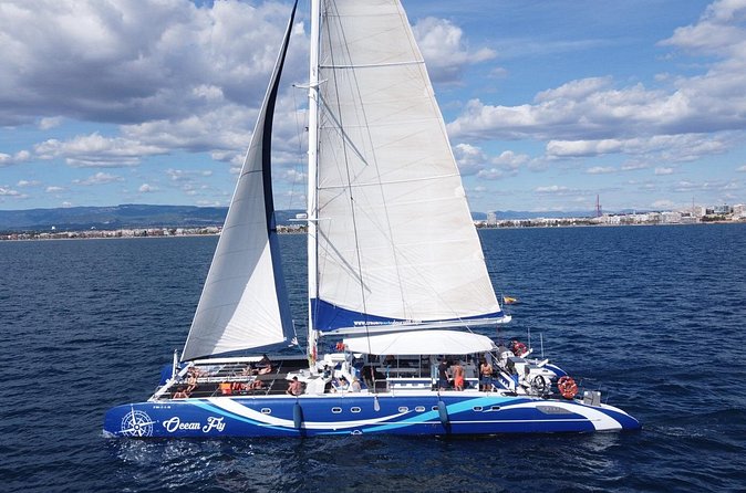 1 Hour Catamaran Sailing Tour in Cambrils - The Outbound Half Hour Along the Coast