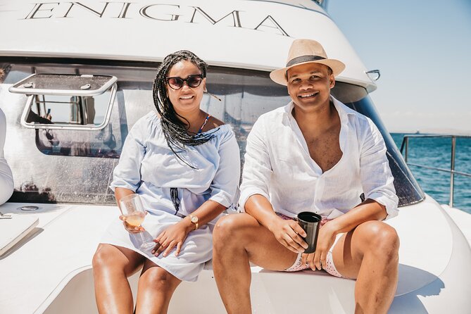 1 Hour Coastal Catamaran Cruise from Cape Town - The return trip and the best photo views
