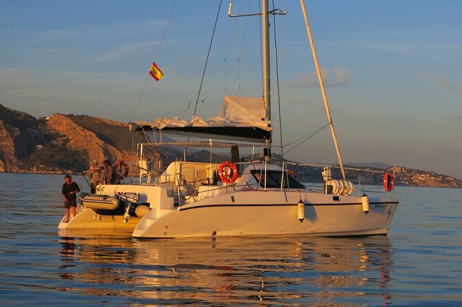 2-Hour Catamaran Tour along the Costa Tropical and Malaga Coast - Key points to know before boarding