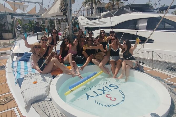 2 Hour Catamaran Tour with Jacuzzi and Sea Bath - The second hour is for swimming and sea time
