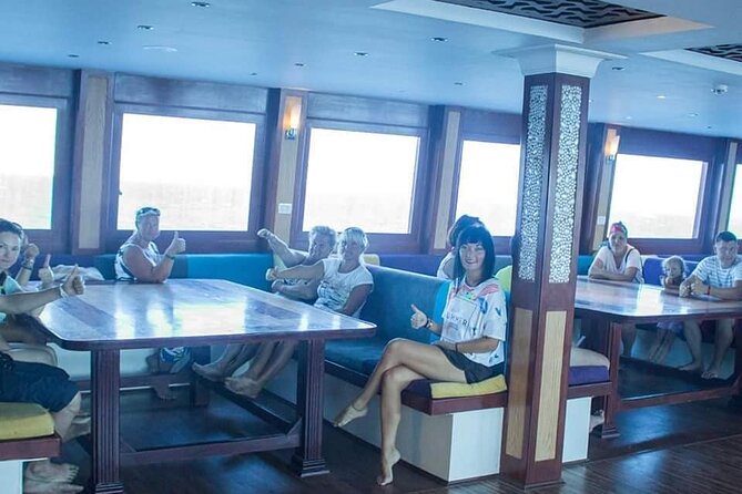 2 Hours Catamaran and Semi Submarine with Snorkeling in Hurghada - The semi-submarine cabin at four meters