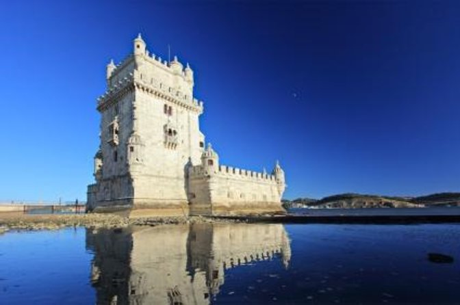 2H Private Sailing Catamaran "Vertigo" Tour in Lisbon up to 18pax - Key points at a glance