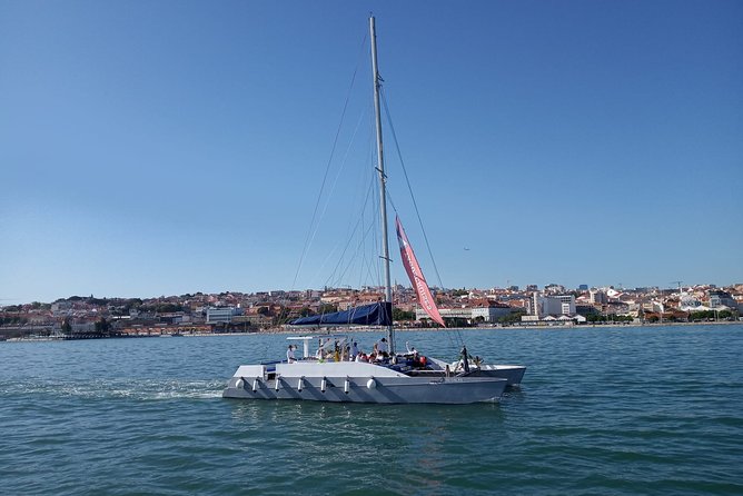 2H Private Sailing Catamaran "Vertigo" Tour in Lisbon up to 18pax - Why the private format matters