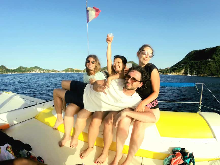 2h Sailing catamaran in La Baie des Saintes - Who will enjoy this sailing trip most?