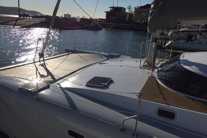 2H Tour on a Private Sailing Catamaran "Scarlett" up to 16 people - Why the private format matters
