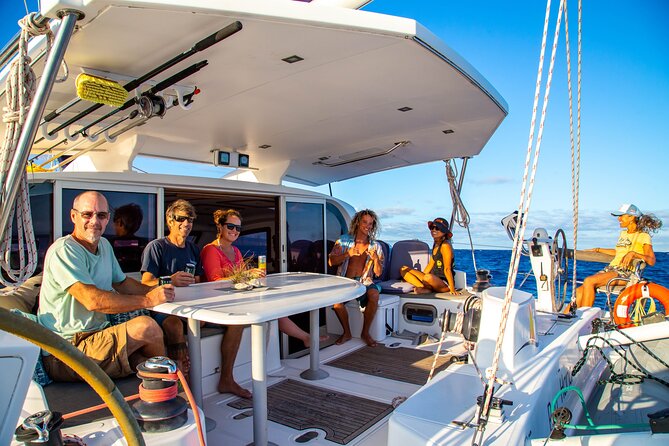 2hr Luxury Private Sailing Catamaran in Waikiki for 1-6 People - What the private format really adds