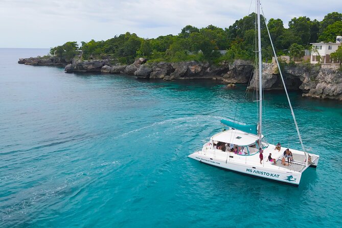 3.5hr Private Catamaran Cruise with Snorkeling, DJ, Bar, Food - Key points at a glance