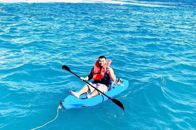 3 hour Snorkeling and Catamaran in Cabo San Lucas - Paddleboards and kayaks depend on the boat