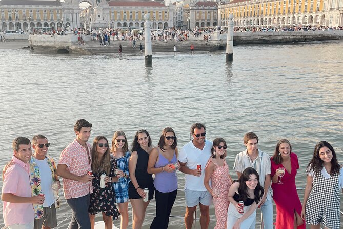 3 Hours Private Tour with Dives in Catamaran in Lisbon - Food, drinks, and the practical comforts