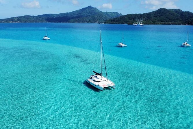 4 Days and 3 Nights in Catamaran on Raïatea and Tahaa - Meals, crew, and the feel on board