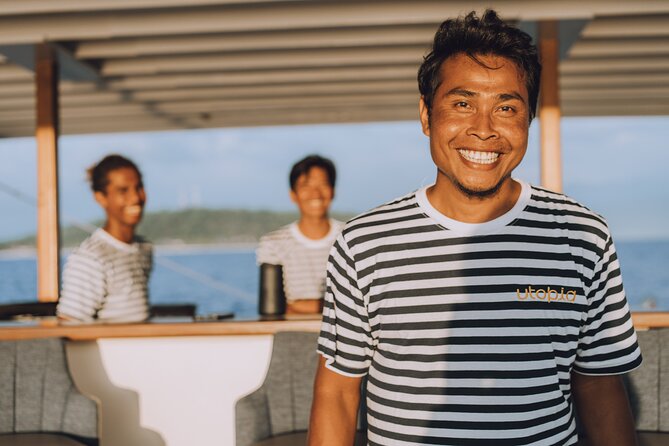 4-in-1 • Gili Islands Half-day Snorkel & Lunch Catamaran Tour - Breakfast and lunch are more important than they sound