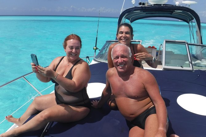 4H Private 38'Catamaran All-Inclusive in Tulum & Playa del Carmen - A private boat changes the mood