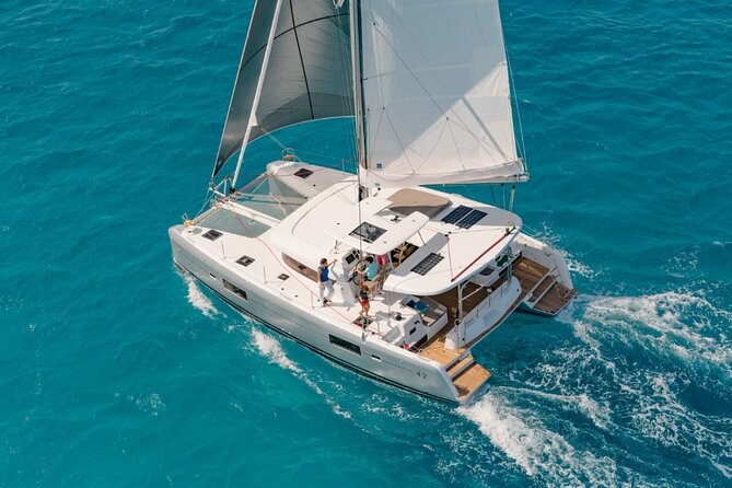 4H Private Vip Catamaran Tour with Swim Up to 18 people - Key points to know before you book