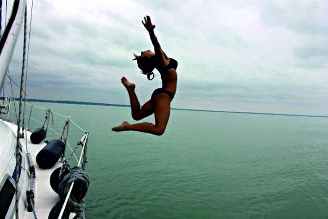 4H Private Vip Catamaran Tour with Swim Up to 18 people - Choosing between sightseeing, swimming, and a slow sail