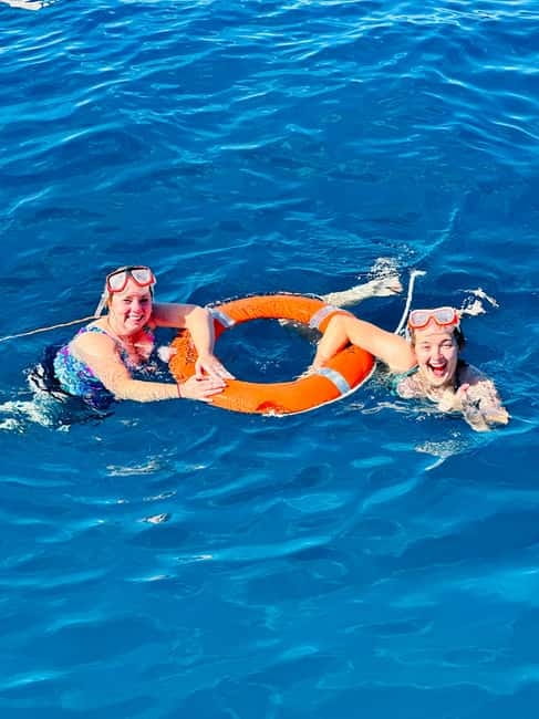 4h Shared Catamaran sailing to Papagayo Beaches (12pers max) - Service, communication, and the limits of the guiding