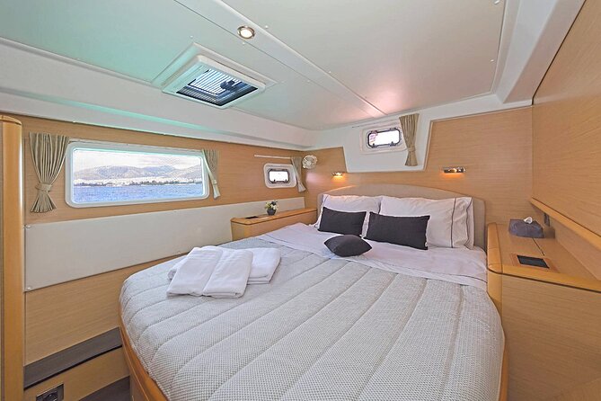 5 Hour Private Day or Sunset Cruise in Large & Majestic Catamaran - The second cove and the on-board meal