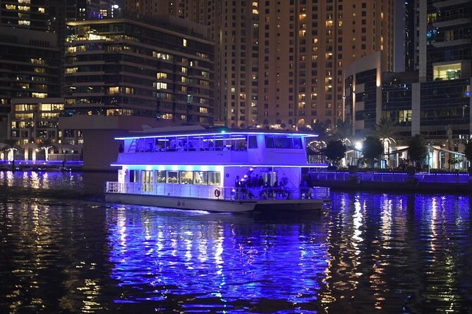 5 Star Luxury Catamaran Dinner Cruise in Dubai Marina - Buffet dinner with drinks included