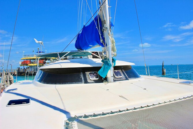7hrs / 46ft Catamaran Private Charter From Cancun to Isla Mujeres - What this private Cancun sailing day is really like