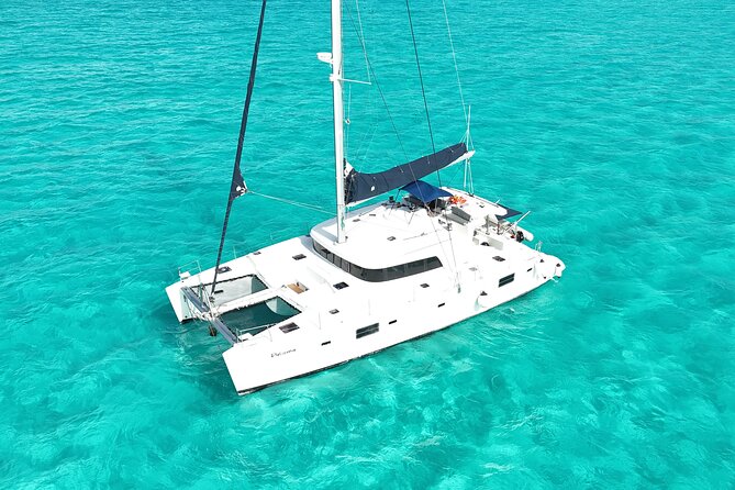 7hrs/60ft Luxury Catamaran Private Charter Cancun to Isla Mujeres - Starting at El Farito for 45 minutes of snorkeling