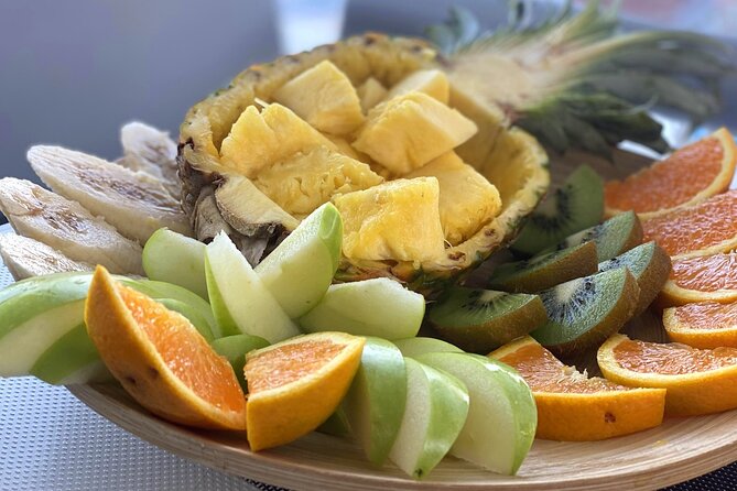 Ag. Nikolaos Catamaran to Spinalonga - Gourmet Meal & Water Toys - What the crew and group size mean