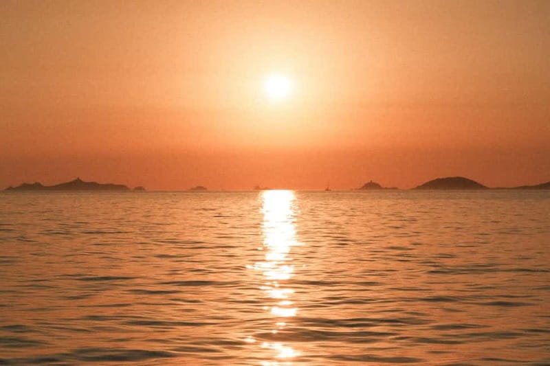 Ajaccio: Catamaran Cruise to the Sanguinaires Islands - The first hour across Ajaccio Bay