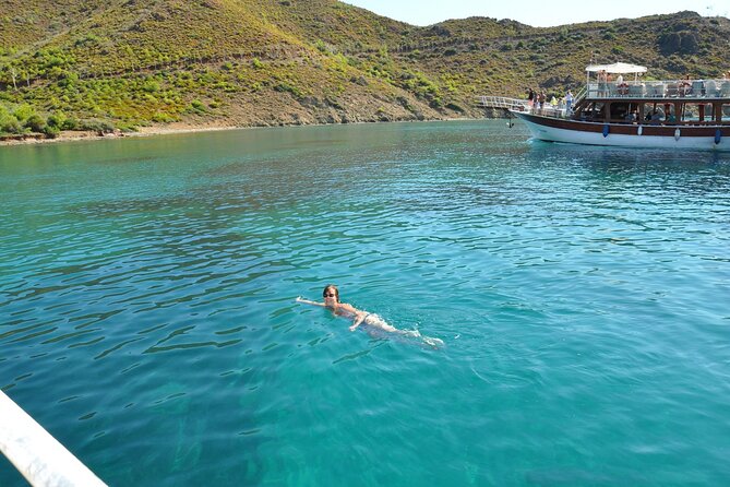 Alanya Catamaran Boat Trip incl. Lunch and drinks - Is $36.04 good value for six hours?