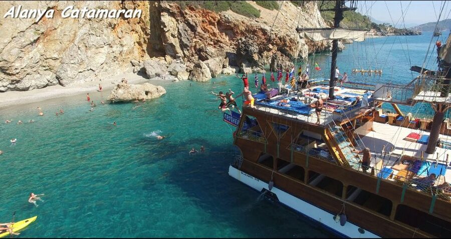 Alanya: Catamaran Boat Trip with Swim Stops and Sunbathing - Key points before you book