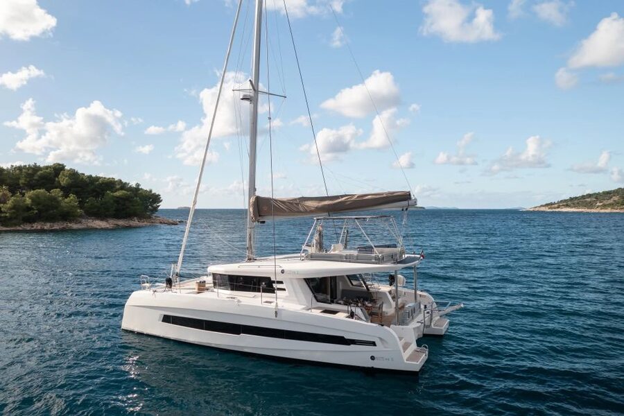 Albufeira: Algarve Private Sunset Catamaran Charter - Crew service and the feel on board