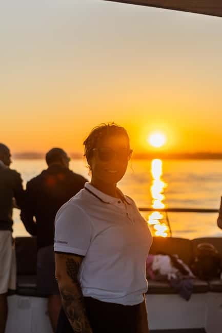 Algarve: Catamaran Sunset Tour with DJ or Live Guitarist - Choosing between César and DJ Valente