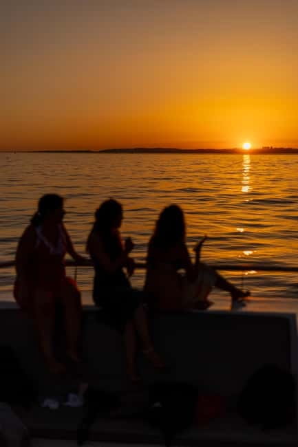 Algarve: Catamaran Sunset Tour with DJ or Live Guitarist - The swim stop and what to pack