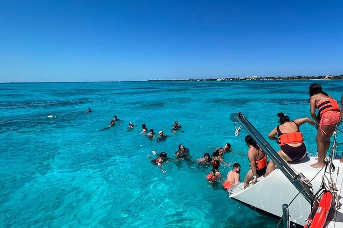 All Inclusive Isla Mujeres Catamaran - The sunset sail back to Cancun