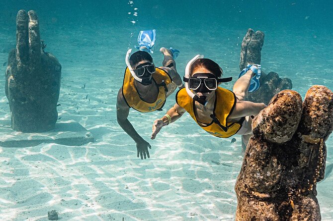 All-Inclusive Isla Mujeres Catamaran with Free Transportation - Who will enjoy this day most?