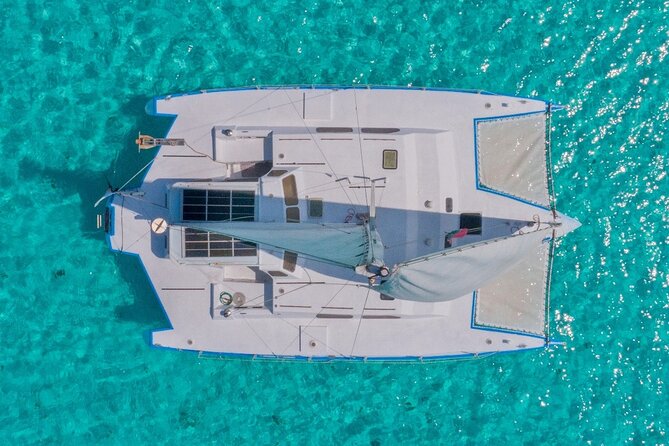 Amazing Catamaran to Isla Mujeres for the best price - Meeting at Sail Away Cancun