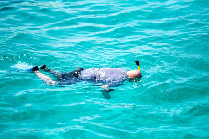 Arusun Catamaran Sail with Snorkeling in Aruba - Catalina Bay and the second water stop