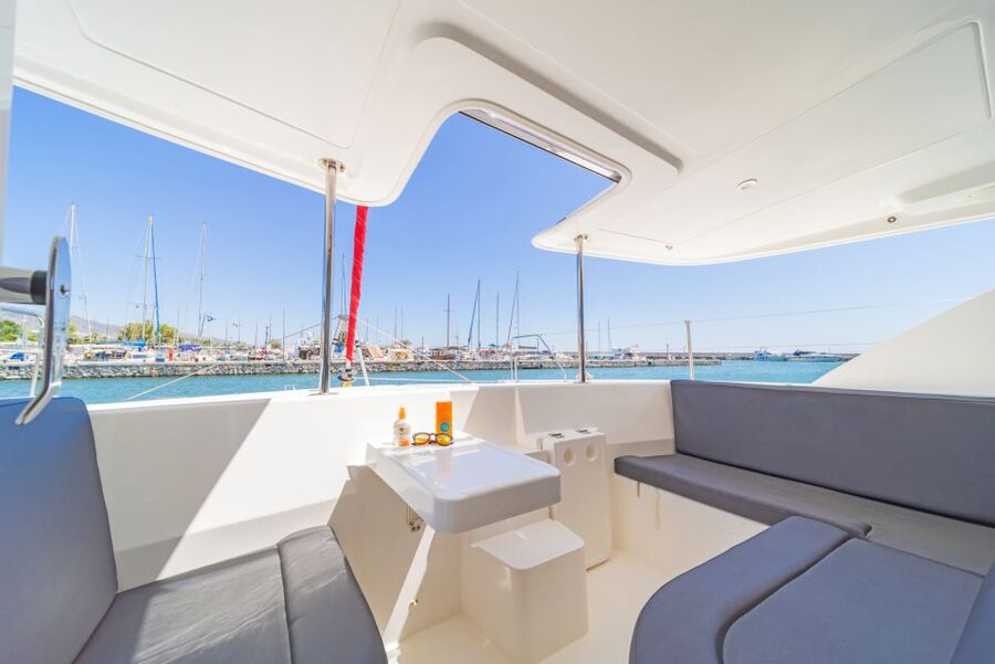 Athens: Half-Day Morning Catamaran Cruise with Meal & Drinks - Should you book the Alimos catamaran cruise?