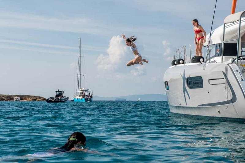 Athens: Half-Day Morning Catamaran Cruise with Meal & Drinks - Who will enjoy this cruise most?