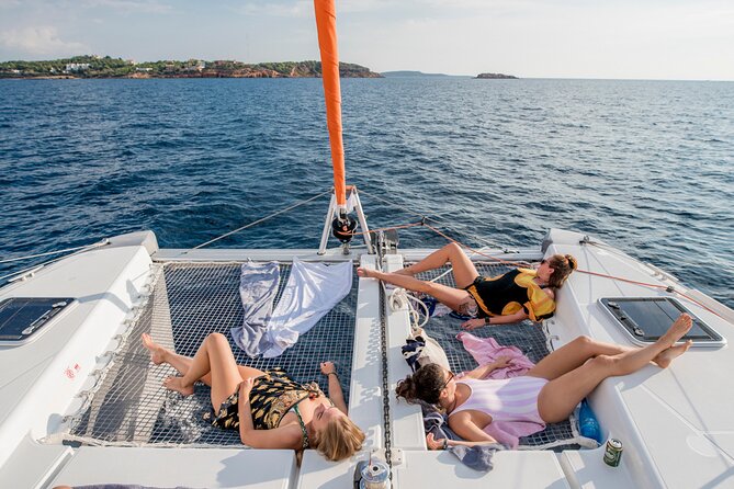 Athens Private Full day Catamaran cruise with meal & drinks - Key points at a glance