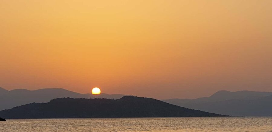 Athens Riviera Private Catamaran Cruise with Meal and Drinks - Why this private cruise makes sense in Athens