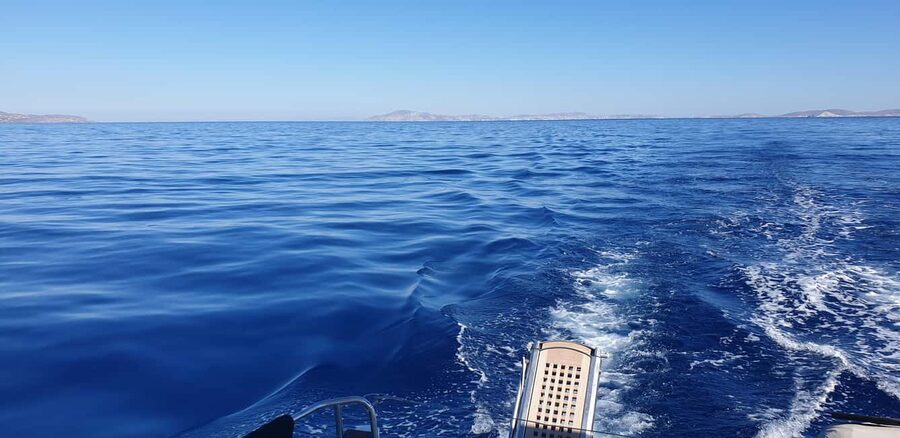 Athens Riviera Private Catamaran Cruise with Meal and Drinks - The 50-minute return to Alimos