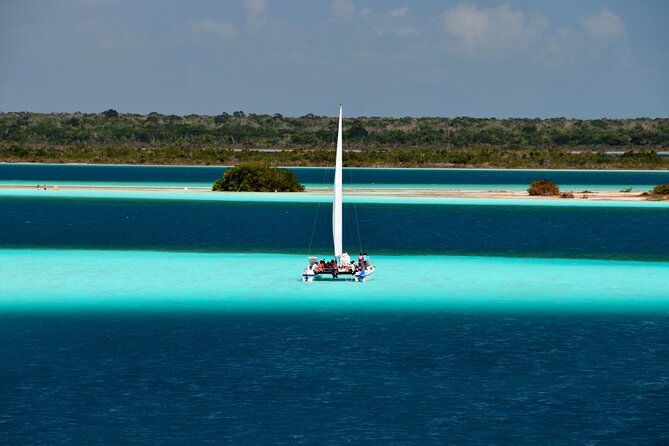 Bacalar Lagoon Private Catamaran Lunch and Drinks from Costa Maya - Two hours across the Seven Colors