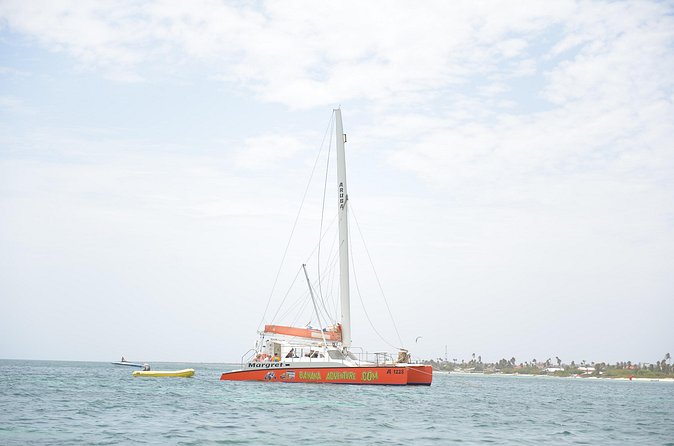 Banana Adventure Catamaran Shipwreck Snorkel and Turtle Swim - Rope swings, shaded decks, and the fun between stops