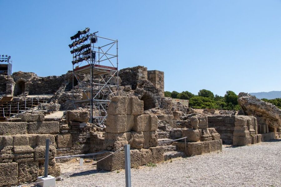 Barbate: Strait Natural Park & Baelo Claudia Catamaran - Who will enjoy this catamaran most?