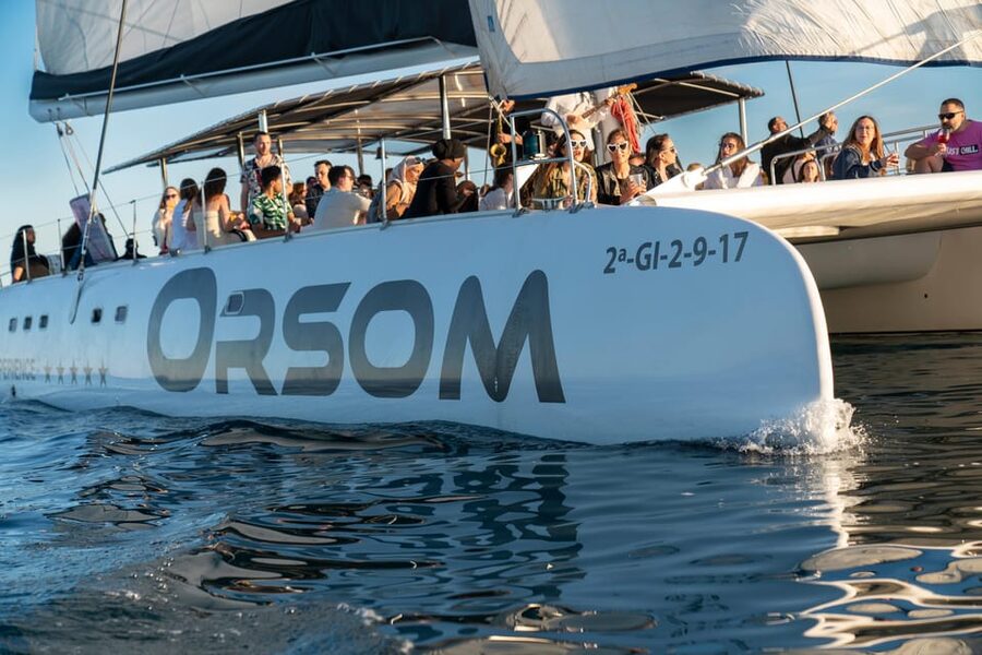 Barcelona: Catamaran Cruise with optional Live Jazz Music - The live jazz option gives the cruise its personality
