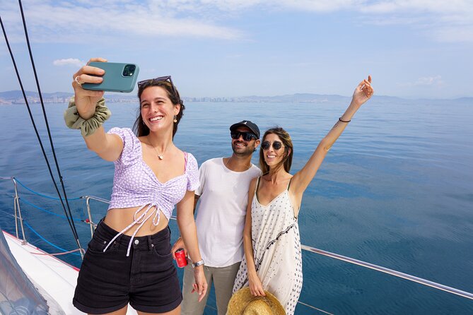 Barcelona Catamaran Cruise with Tapa & Drink Included - Getting the best views and photographs