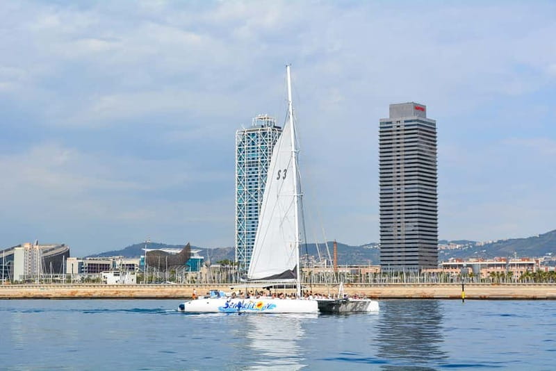 Barcelona: Catamaran Party Cruise with BBQ Meal - The return ride to Port Olímpic