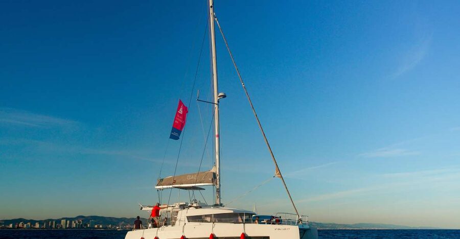 Barcelona: Private Catamaran Sailing with Drinks and Snacks - Is $930 a fair price?