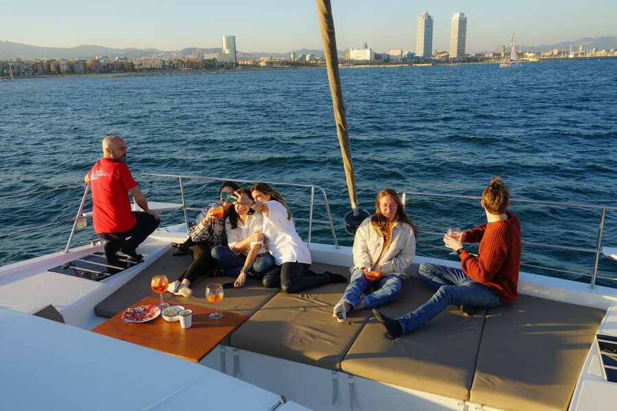Barcelona: Private Catamaran Sailing with Drinks and Snacks - Who will enjoy this most