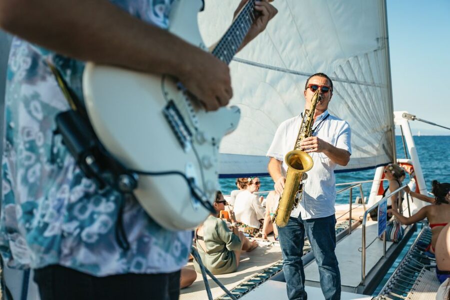 Barcelona: Sunset Catamaran Cruise with Live Music - Key Points At A Glance