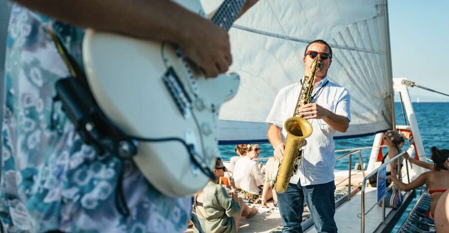 Barcelona: Sunset Catamaran Cruise with Live Music - Setting Sail Along Barcelona’s Coast