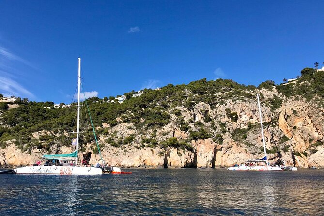 Bay trip in Calpe or Altea with a sailing catamaran - A relaxing ride, not a guided sightseeing tour